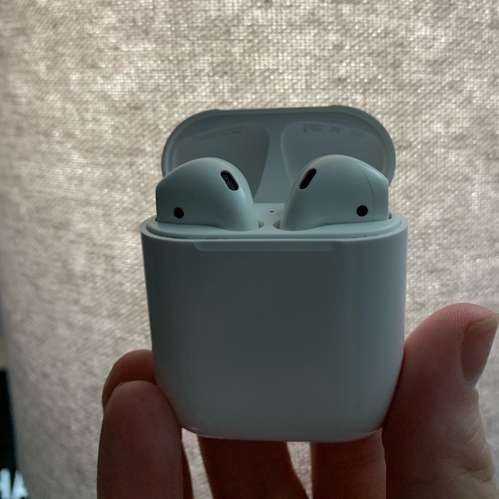 Apple Air Pods